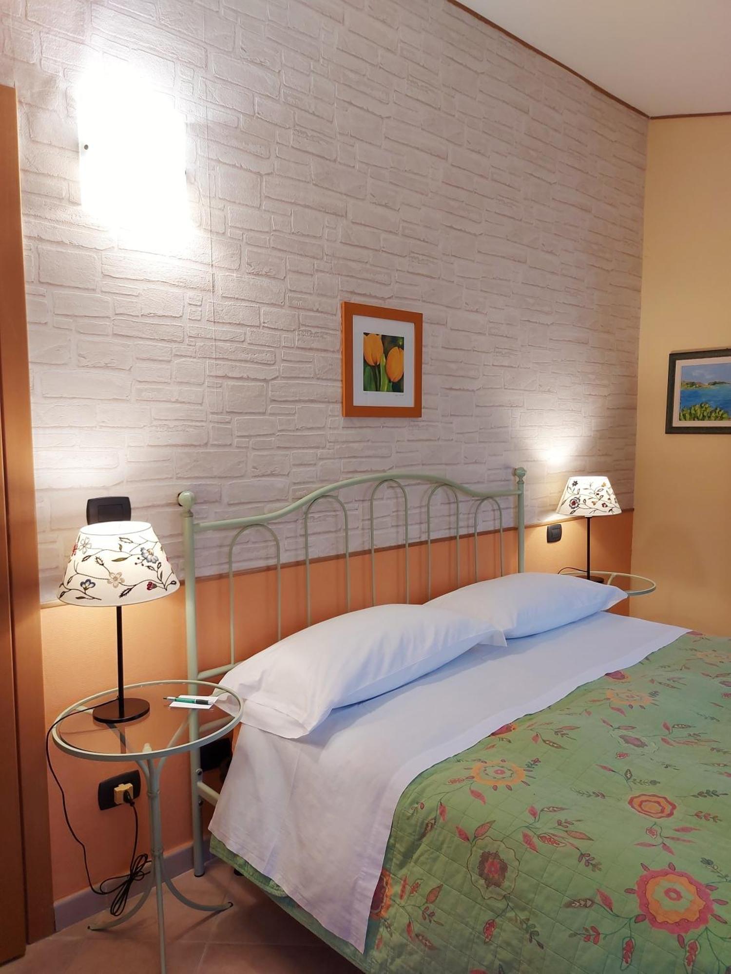 B&B Dei Doria & Suite Дольчеаккуа Экстерьер фото