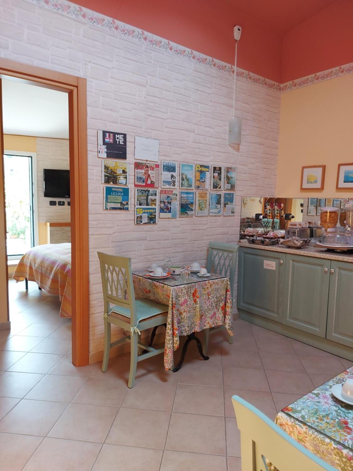 B&B Dei Doria & Suite Дольчеаккуа Экстерьер фото